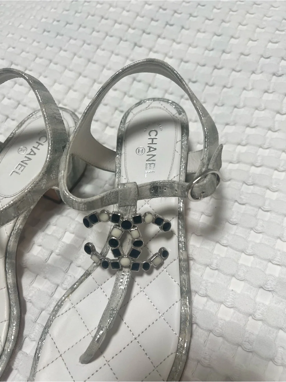 CHANEL White Silver Jeweled CC Logo Heeled Thong Sandals